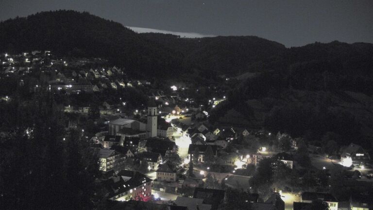 Dieses Bild zeigt eine Webcam-Aufnahme von Ottenhöfen, aufgenommen am Freitag, den 25.09.2026 um 23:00 Uhr