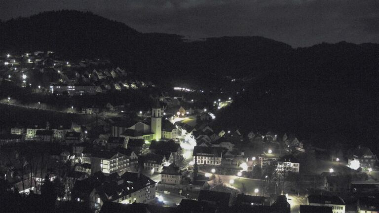 Dieses Bild zeigt eine Webcam-Aufnahme von Ottenhöfen, aufgenommen am Mittwoch, den 01.04.2026 um 05:00 Uhr