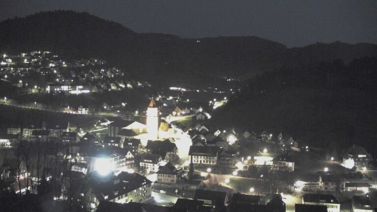 Dieses Bild zeigt eine Webcam-Aufnahme von Ottenhöfen, aufgenommen am Freitag, den 06.03.2026 um 19:10 Uhr