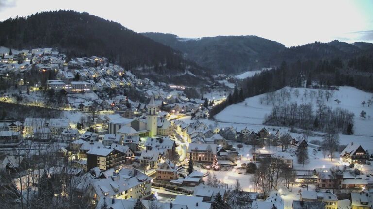 Dieses Bild zeigt eine Webcam-Aufnahme von Ottenhöfen, aufgenommen am Samstag, den 03.01.2026 um 07:40 Uhr