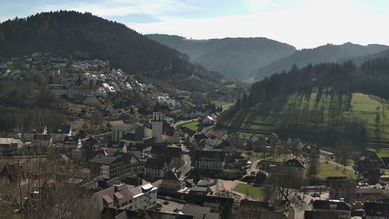 Dieses Bild zeigt eine Webcam-Aufnahme von Ottenhöfen, aufgenommen am Donnerstag, den 26.02.2026 um 13:00 Uhr