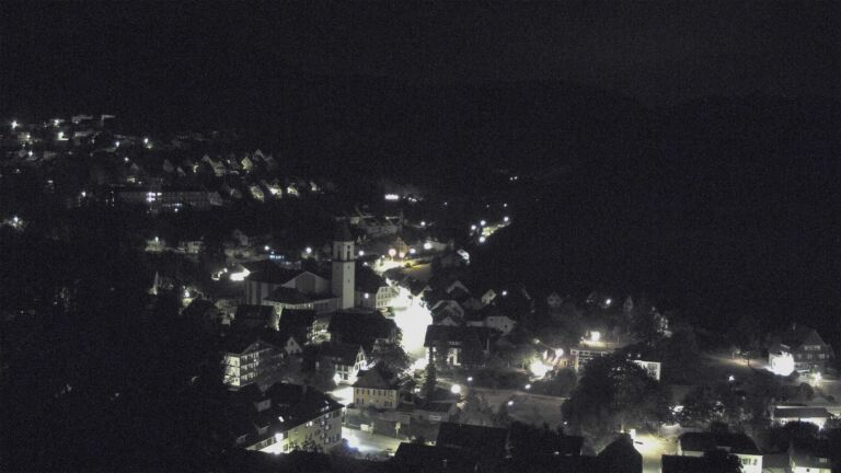 Dieses Bild zeigt eine Webcam-Aufnahme von Ottenhöfen, aufgenommen am Dienstag, den 18.08.2026 um 04:30 Uhr