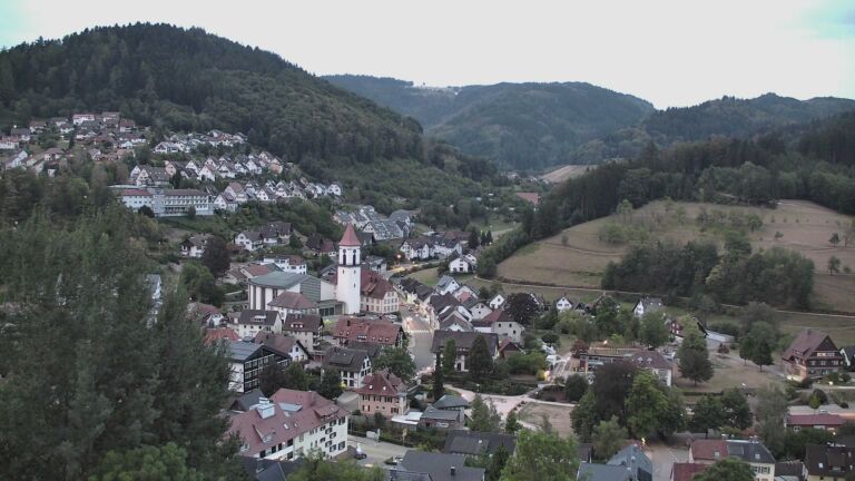 Dieses Bild zeigt eine Webcam-Aufnahme von Ottenhöfen, aufgenommen am Dienstag, den 25.08.2026 um 06:20 Uhr