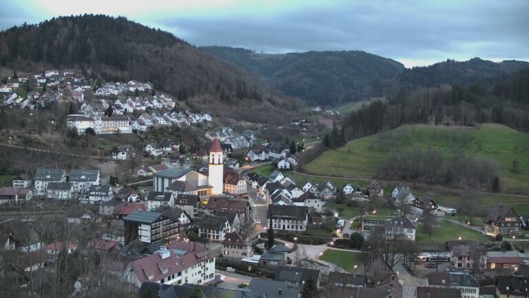 Dieses Bild zeigt eine Webcam-Aufnahme von Ottenhöfen, aufgenommen am Montag, den 16.03.2026 um 18:40 Uhr