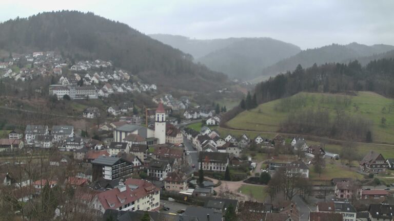 Dieses Bild zeigt eine Webcam-Aufnahme von Ottenhöfen, aufgenommen am Mittwoch, den 24.12.2025 um 12:10 Uhr