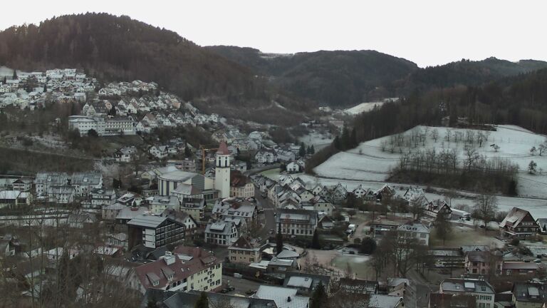 Dieses Bild zeigt eine Webcam-Aufnahme von Ottenhöfen, aufgenommen am Mittwoch, den 31.12.2025 um 08:40 Uhr