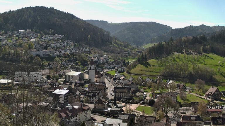 Dieses Bild zeigt eine Webcam-Aufnahme von Ottenhöfen, aufgenommen am Mittwoch, den 08.04.2026 um 11:50 Uhr