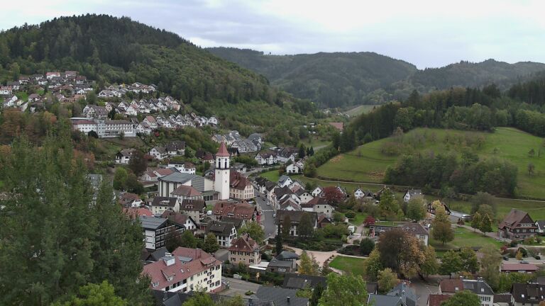 Dieses Bild zeigt eine Webcam-Aufnahme von Ottenhöfen, aufgenommen am Freitag, den 23.10.2026 um 12:40 Uhr