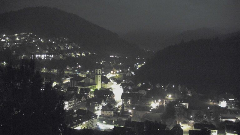 Dieses Bild zeigt eine Webcam-Aufnahme von Ottenhöfen, aufgenommen am Dienstag, den 20.10.2026 um 21:00 Uhr