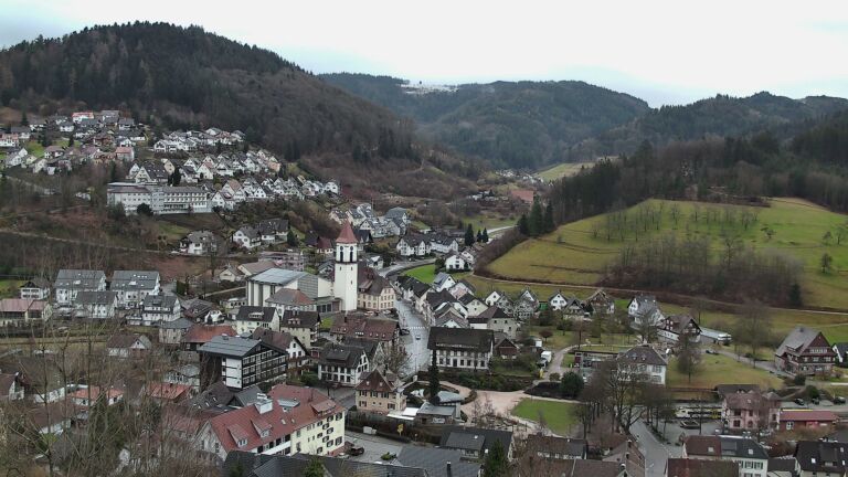 Dieses Bild zeigt eine Webcam-Aufnahme von Ottenhöfen, aufgenommen am Dienstag, den 17.02.2026 um 08:40 Uhr