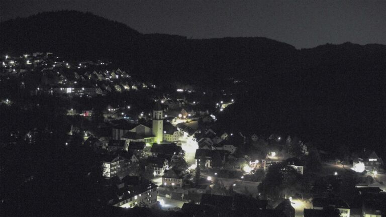 Dieses Bild zeigt eine Webcam-Aufnahme von Ottenhöfen, aufgenommen am Samstag, den 22.08.2026 um 22:30 Uhr