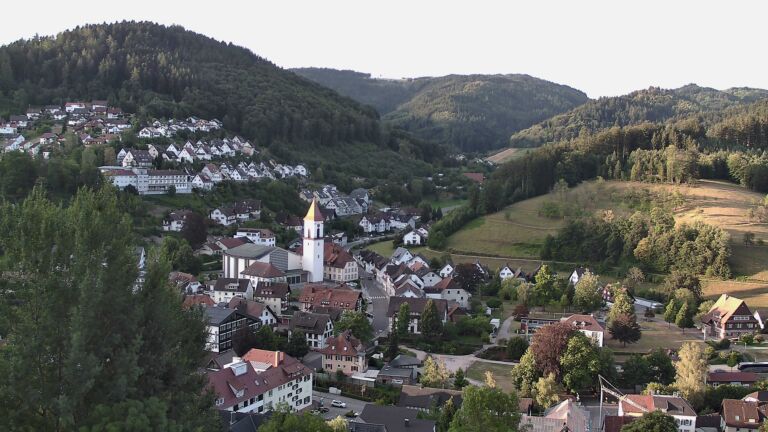 Dieses Bild zeigt eine Webcam-Aufnahme von Ottenhöfen, aufgenommen am Dienstag, den 21.07.2026 um 06:50 Uhr