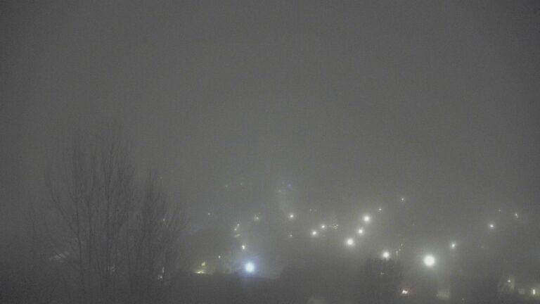 Dieses Bild zeigt eine Webcam-Aufnahme von Ottenhöfen, aufgenommen am Samstag, den 13.12.2025 um 06:10 Uhr