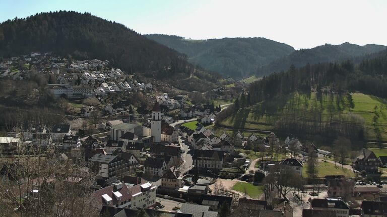 Dieses Bild zeigt eine Webcam-Aufnahme von Ottenhöfen, aufgenommen am Montag, den 02.03.2026 um 12:30 Uhr