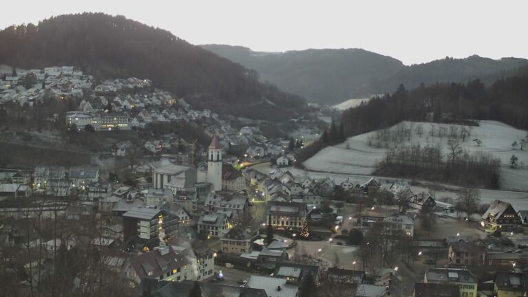 Dieses Bild zeigt eine Webcam-Aufnahme von Ottenhöfen, aufgenommen am Montag, den 29.12.2025 um 07:50 Uhr