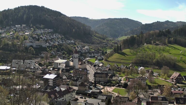 Dieses Bild zeigt eine Webcam-Aufnahme von Ottenhöfen, aufgenommen am Mittwoch, den 08.04.2026 um 11:10 Uhr