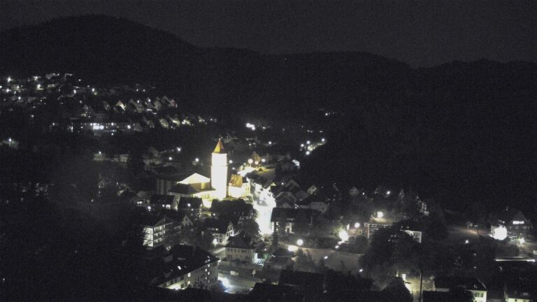Dieses Bild zeigt eine Webcam-Aufnahme von Ottenhöfen, aufgenommen am Freitag, den 31.07.2026 um 22:30 Uhr