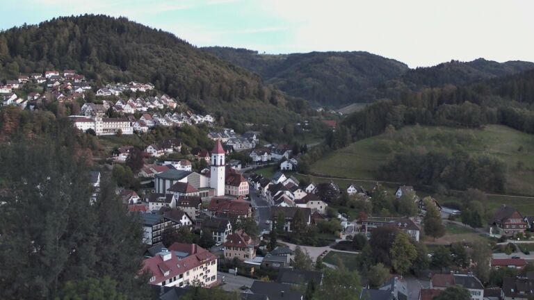 Dieses Bild zeigt eine Webcam-Aufnahme von Ottenhöfen, aufgenommen am Montag, den 21.09.2026 um 19:40 Uhr