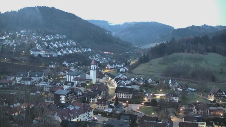 Dieses Bild zeigt eine Webcam-Aufnahme von Ottenhöfen, aufgenommen am Freitag, den 27.03.2026 um 05:50 Uhr