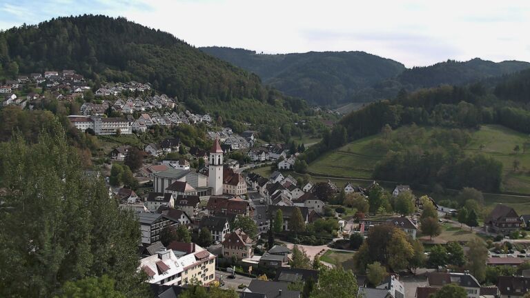 Dieses Bild zeigt eine Webcam-Aufnahme von Ottenhöfen, aufgenommen am Dienstag, den 29.09.2026 um 15:10 Uhr