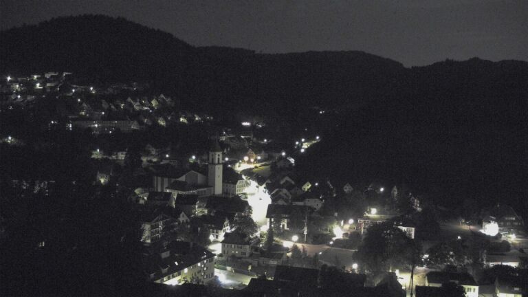 Dieses Bild zeigt eine Webcam-Aufnahme von Ottenhöfen, aufgenommen am Sonntag, den 28.06.2026 um 02:00 Uhr