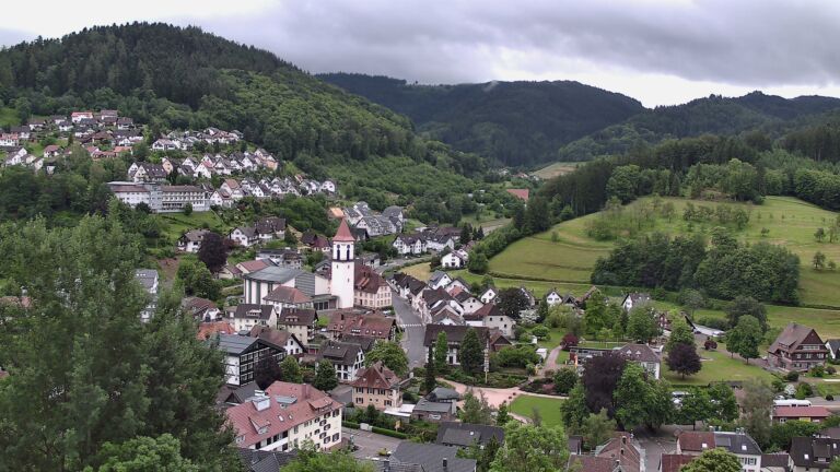 Dieses Bild zeigt eine Webcam-Aufnahme von Ottenhöfen, aufgenommen am Mittwoch, den 03.06.2026 um 07:30 Uhr
