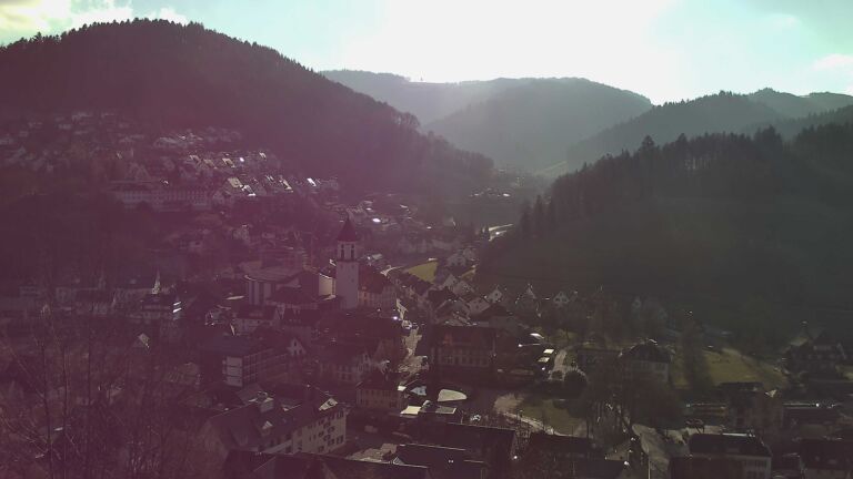 Dieses Bild zeigt eine Webcam-Aufnahme von Ottenhöfen, aufgenommen am Donnerstag, den 25.12.2025 um 11:40 Uhr