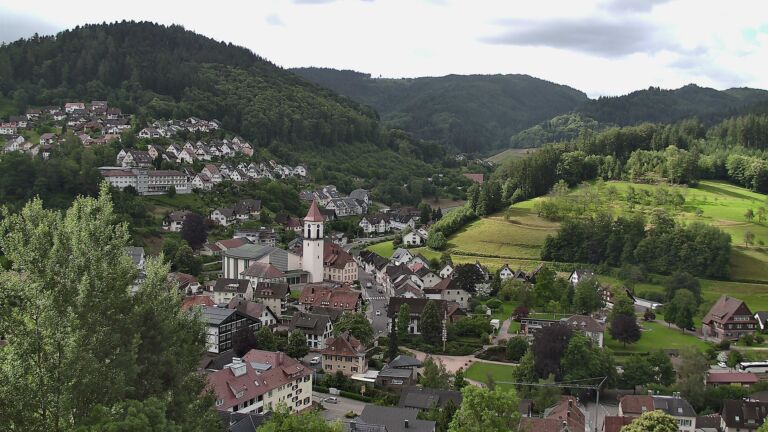 Dieses Bild zeigt eine Webcam-Aufnahme von Ottenhöfen, aufgenommen am Samstag, den 13.06.2026 um 09:20 Uhr