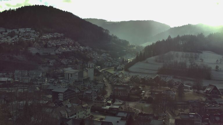 Dieses Bild zeigt eine Webcam-Aufnahme von Ottenhöfen, aufgenommen am Dienstag, den 30.12.2025 um 11:50 Uhr