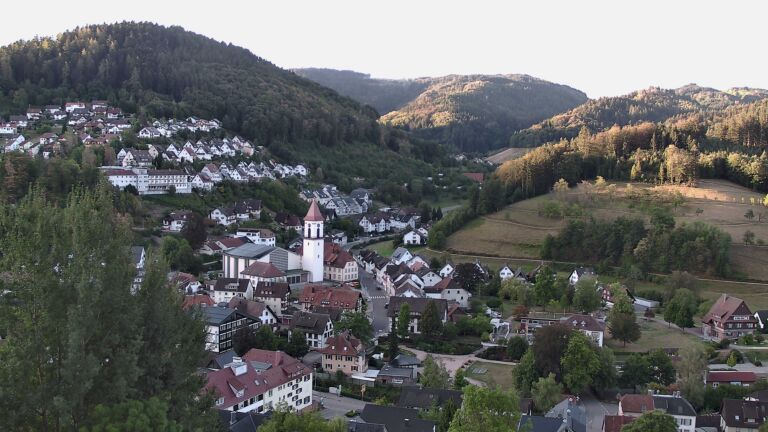 Dieses Bild zeigt eine Webcam-Aufnahme von Ottenhöfen, aufgenommen am Samstag, den 29.08.2026 um 07:40 Uhr