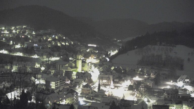 Dieses Bild zeigt eine Webcam-Aufnahme von Ottenhöfen, aufgenommen am Dienstag, den 06.01.2026 um 05:30 Uhr