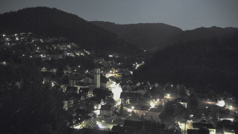 Dieses Bild zeigt eine Webcam-Aufnahme von Ottenhöfen, aufgenommen am Donnerstag, den 30.07.2026 um 01:30 Uhr