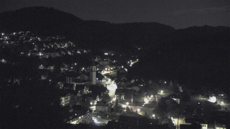 Dieses Bild zeigt eine Webcam-Aufnahme von Ottenhöfen, aufgenommen am Dienstag, den 23.06.2026 um 23:30 Uhr