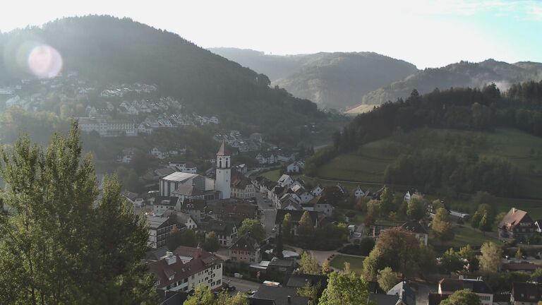 Dieses Bild zeigt eine Webcam-Aufnahme von Ottenhöfen, aufgenommen am Freitag, den 09.10.2026 um 09:00 Uhr