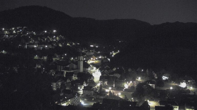 Dieses Bild zeigt eine Webcam-Aufnahme von Ottenhöfen, aufgenommen am Dienstag, den 26.05.2026 um 00:00 Uhr
