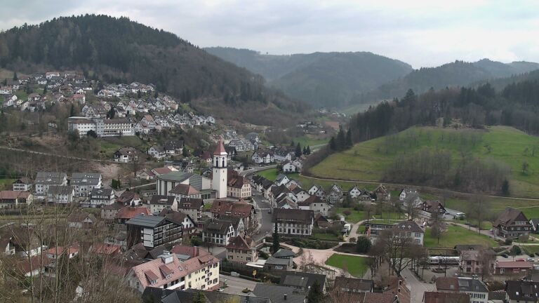 Dieses Bild zeigt eine Webcam-Aufnahme von Ottenhöfen, aufgenommen am Montag, den 23.03.2026 um 14:20 Uhr