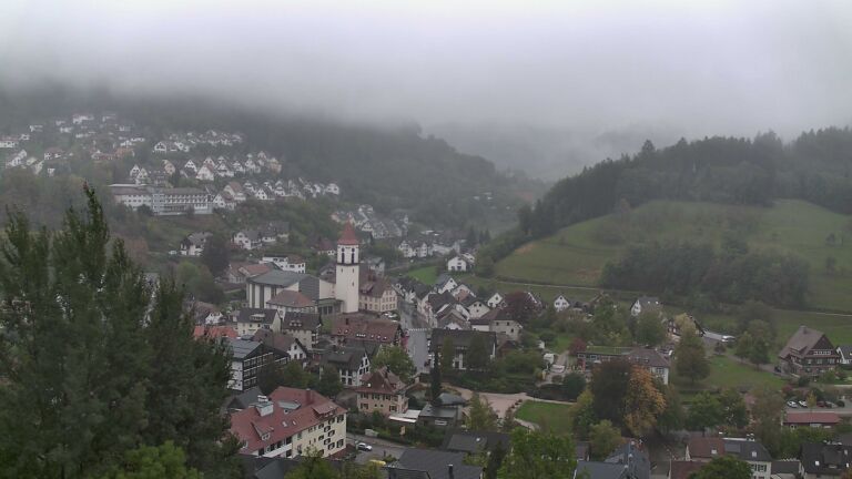 Dieses Bild zeigt eine Webcam-Aufnahme von Ottenhöfen, aufgenommen am Samstag, den 17.10.2026 um 09:50 Uhr
