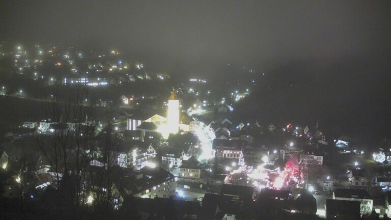 Dieses Bild zeigt eine Webcam-Aufnahme von Ottenhöfen, aufgenommen am Samstag, den 13.12.2025 um 18:30 Uhr