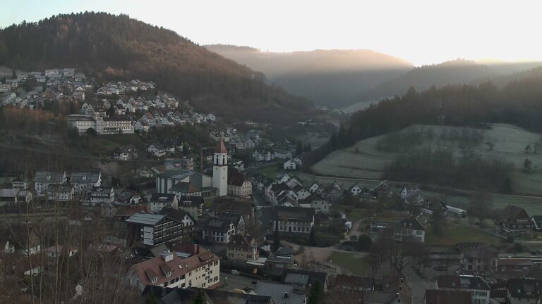 Dieses Bild zeigt eine Webcam-Aufnahme von Ottenhöfen, aufgenommen am Freitag, den 26.12.2025 um 15:40 Uhr