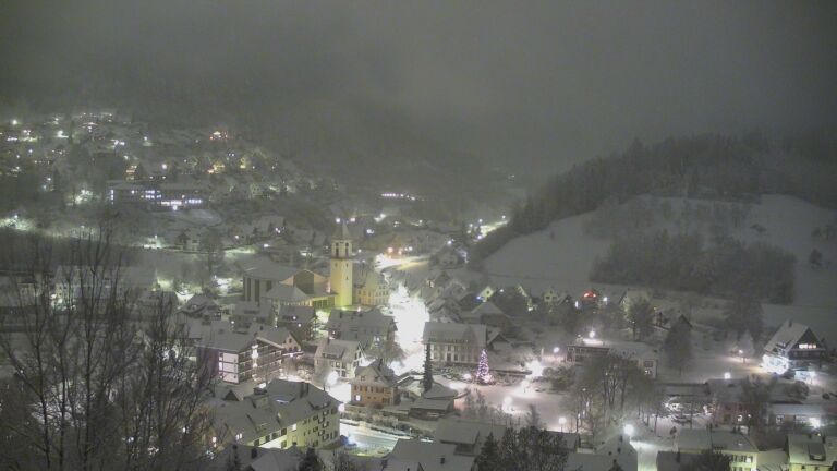 Dieses Bild zeigt eine Webcam-Aufnahme von Ottenhöfen, aufgenommen am Samstag, den 10.01.2026 um 17:40 Uhr