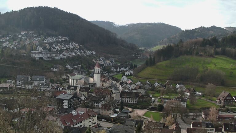 Dieses Bild zeigt eine Webcam-Aufnahme von Ottenhöfen, aufgenommen am Mittwoch, den 01.04.2026 um 09:20 Uhr