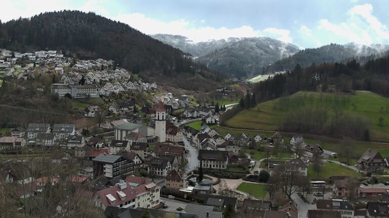 Dieses Bild zeigt eine Webcam-Aufnahme von Ottenhöfen, aufgenommen am Donnerstag, den 26.03.2026 um 12:30 Uhr