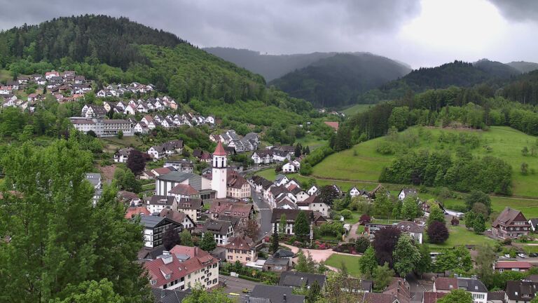 Dieses Bild zeigt eine Webcam-Aufnahme von Ottenhöfen, aufgenommen am Mittwoch, den 06.05.2026 um 14:40 Uhr