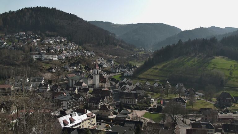 Dieses Bild zeigt eine Webcam-Aufnahme von Ottenhöfen, aufgenommen am Donnerstag, den 05.03.2026 um 14:20 Uhr