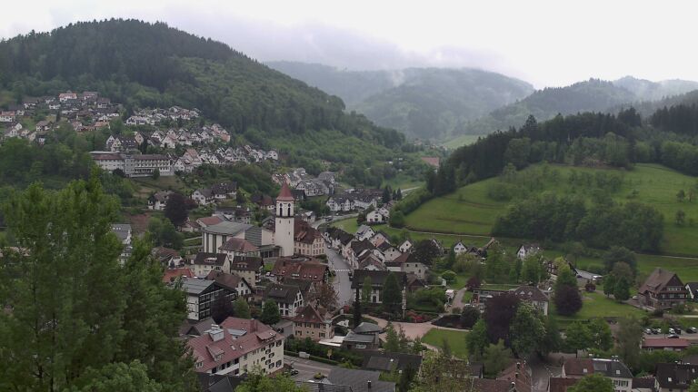 Dieses Bild zeigt eine Webcam-Aufnahme von Ottenhöfen, aufgenommen am Donnerstag, den 07.05.2026 um 10:20 Uhr