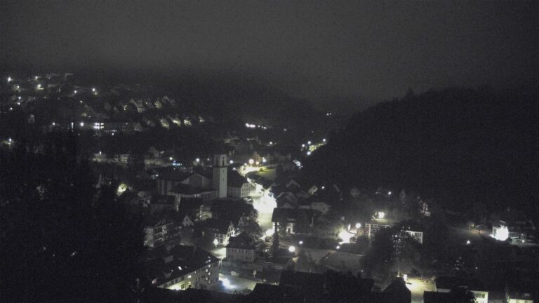 Dieses Bild zeigt eine Webcam-Aufnahme von Ottenhöfen, aufgenommen am Montag, den 19.10.2026 um 01:30 Uhr