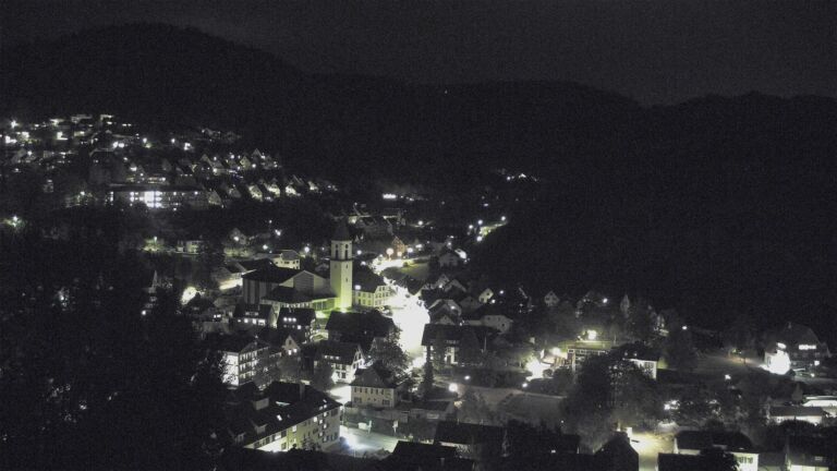 Dieses Bild zeigt eine Webcam-Aufnahme von Ottenhöfen, aufgenommen am Mittwoch, den 07.10.2026 um 20:30 Uhr