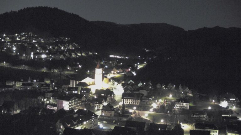 Dieses Bild zeigt eine Webcam-Aufnahme von Ottenhöfen, aufgenommen am Donnerstag, den 02.04.2026 um 22:00 Uhr