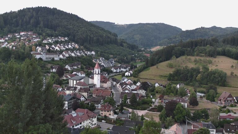 Dieses Bild zeigt eine Webcam-Aufnahme von Ottenhöfen, aufgenommen am Donnerstag, den 16.07.2026 um 05:40 Uhr