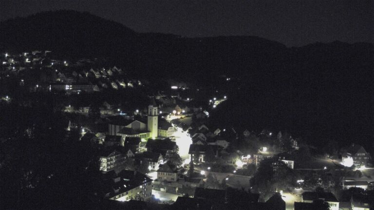 Dieses Bild zeigt eine Webcam-Aufnahme von Ottenhöfen, aufgenommen am Sonntag, den 06.09.2026 um 05:30 Uhr